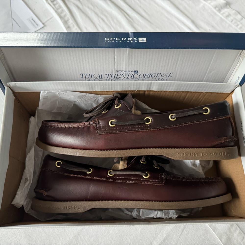 Sperry’s Authentic Original 2-Eye Boat Shoe (Men) NIB